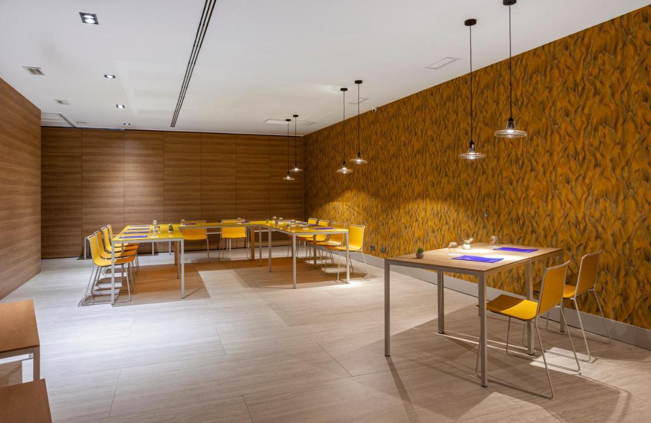 Hotel Macia Sevilla Kubb Экстерьер фото
